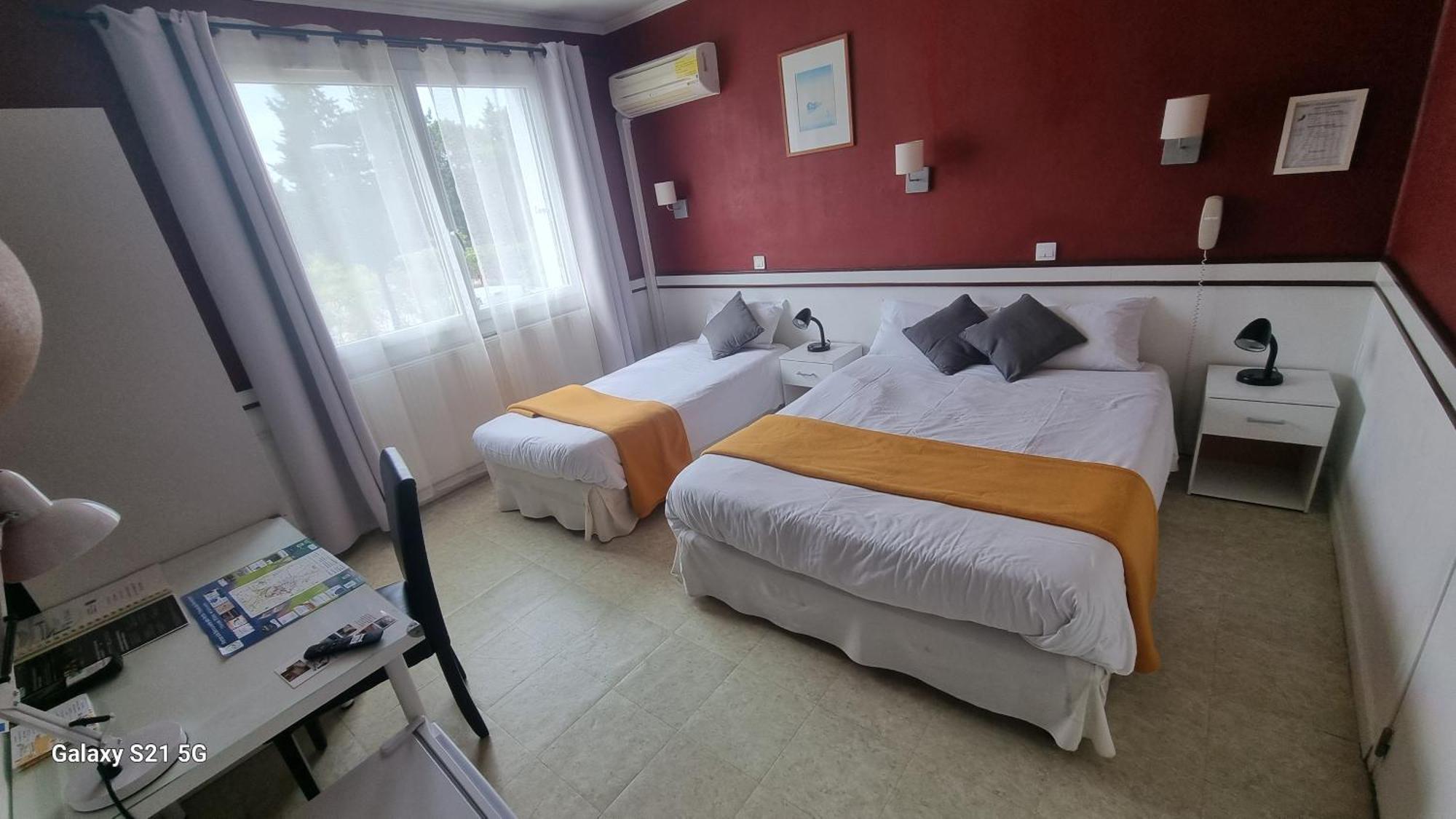 Hotel Du Tricastin Pierrelatte Luaran gambar